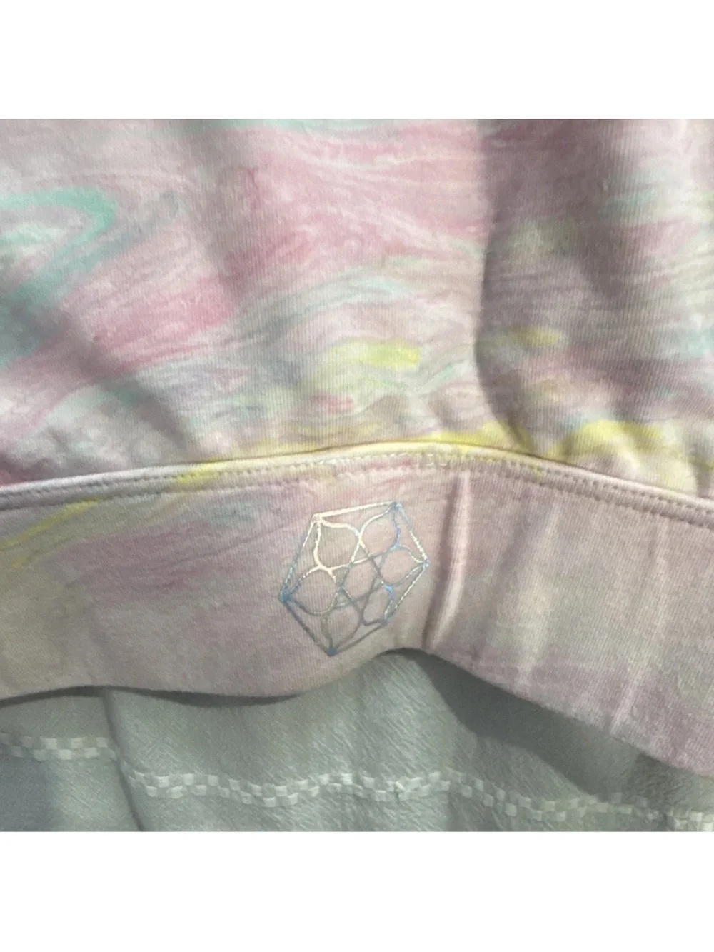 DEVALA Tie Dye Racerback Sports Bra Pink/Multicolor Wireless Pullover M